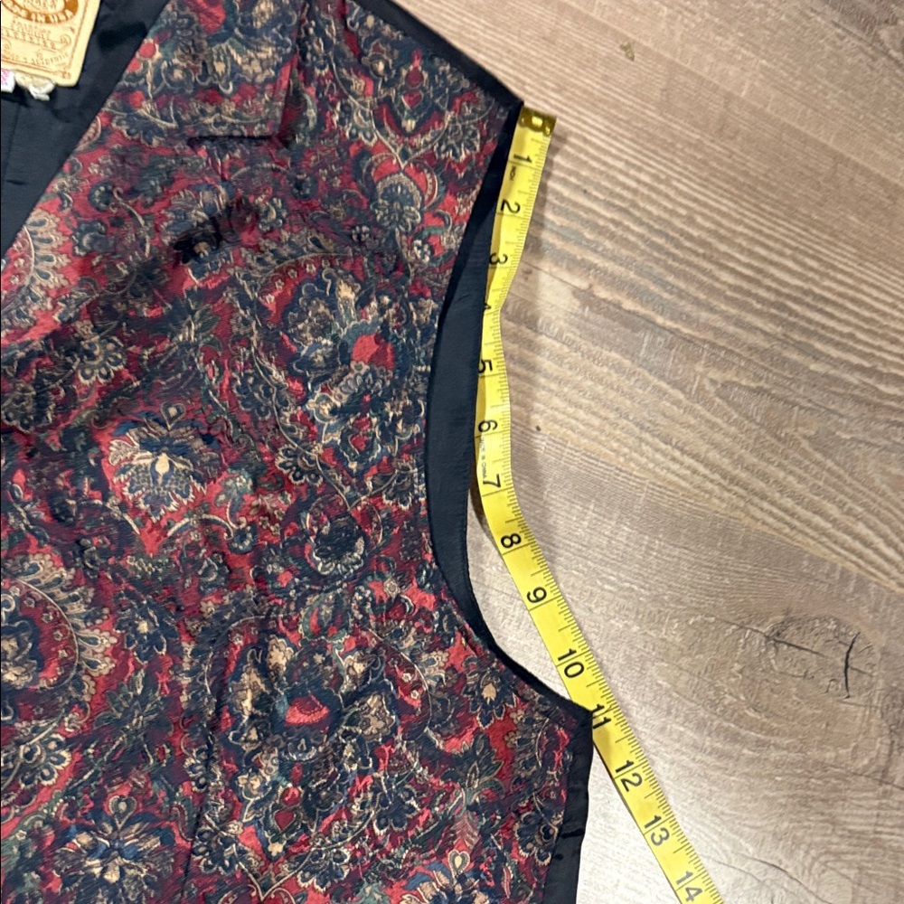 Vintage Paisley Satin Vest Made in USA - Picture 9 of 9